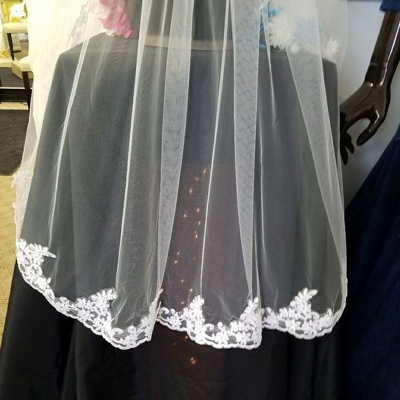 VEIL - Picture 2 of 4